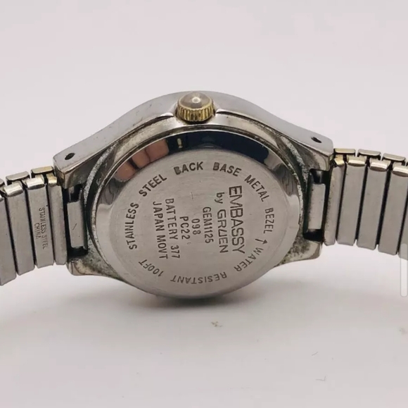 Watch - Picture 3 of 3